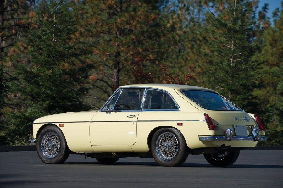  MG C GT Coupe 1969 года  (фото 18 из 22)
